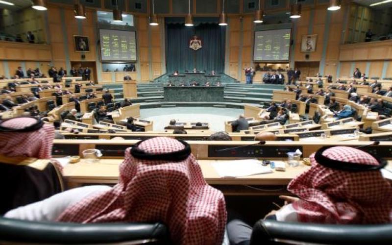 النائب البكار: الحكومة ستخفض ضريبة المبيعات على سلع غذائية مطلع 2019