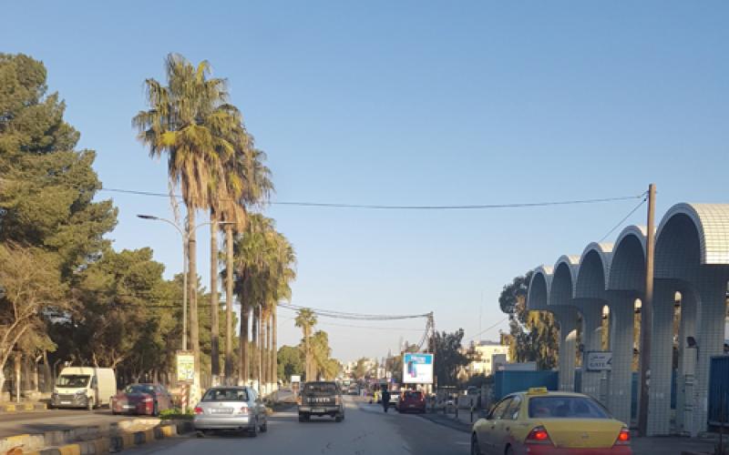 الأمن يكشف حقيقة اصطدام مركبة بحاجز أمام ’مخابرات إربد‘