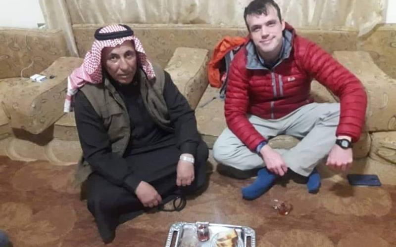 الاوقاف تكرم الإمام الجميل بعد إنقاذه سائحاً بلجيكياً