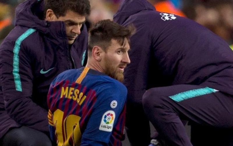 ما جديد إصابة ميسي وإمكانية مشاركته في الكلاسيكو؟