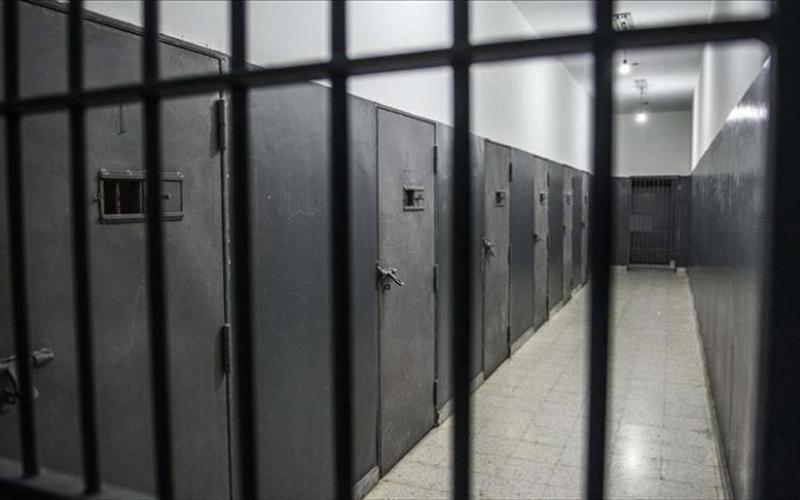 توقيف عضوَين وموظفَين في «المفرق الكبرى» لتورطهم بقضية فساد