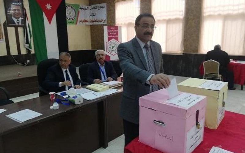 العبوس نقيباً لـ الاطباء الأردنيين