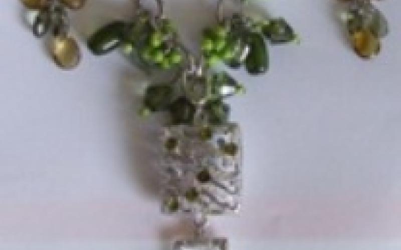 في سوق البلابسة أصنع مجوهراتك بيدك