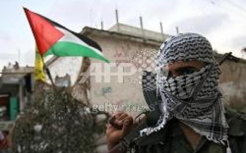 القدومي يرجح فشل حكومتي حماس والطوارئ