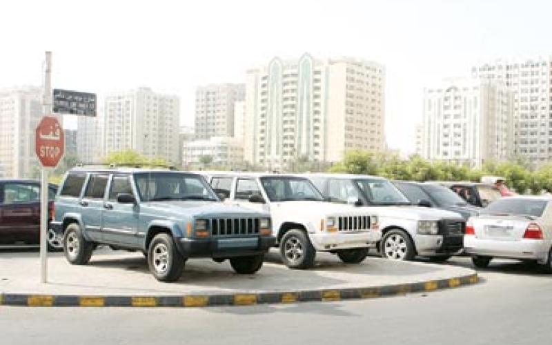 التعدي على الشوارع في العاصمة: مخالفات مقابل الغرامات (فيديو)