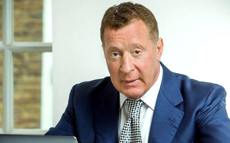  إيفجيني نوفيتسكي