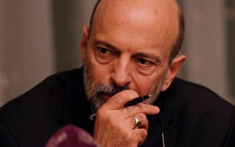 رئيس الوزراء السابق عمر الرزاز 