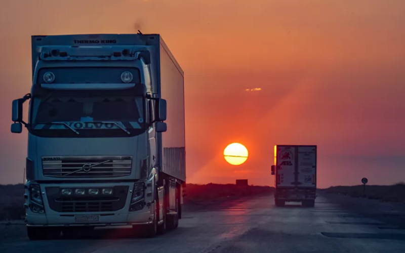 الإجراءات الجمركية المشددة التي تتبعها الأردن هي ما أدت للطلب من العراق -وبطلبٍ من سوريا كذلك- بفتح ترانزيت عبر أراضيها