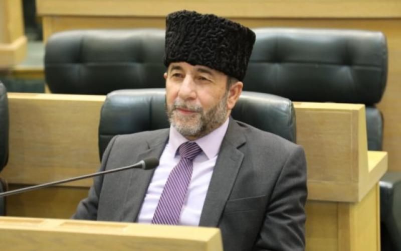 مجلس النواب ، النائب عدنان مشوقه