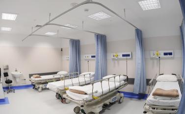 تردي أوضاع اللاجئين المصابين بالسرطان بعد رفع الدعم عنهم